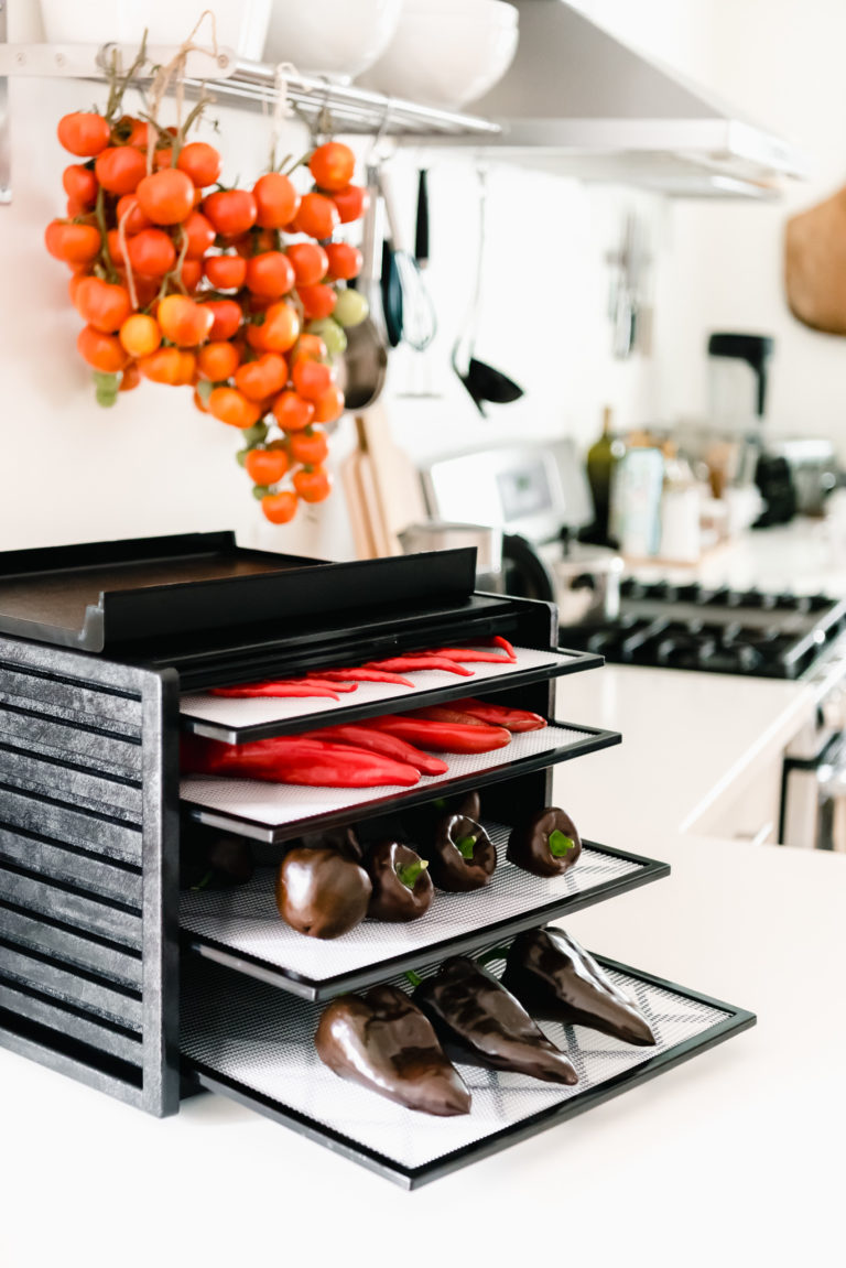 Drying Hot Peppers In A Dehydrator GROWING WITH GERTIE